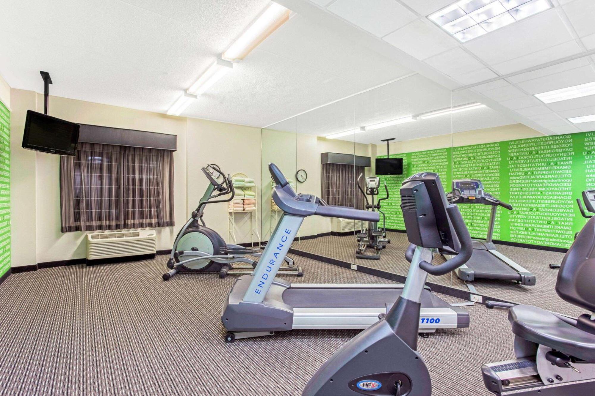 La Quinta By Wyndham Birmingham Homewood Bagian luar foto